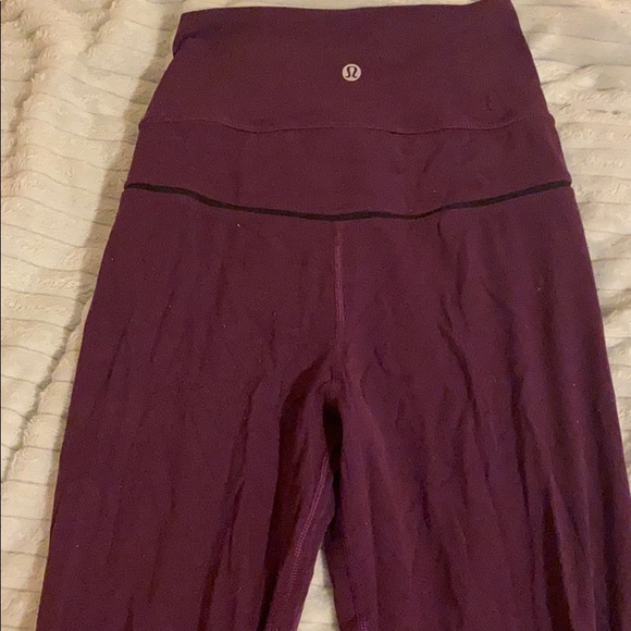 Lululemon leggings size 4 - Picture 2 of 4